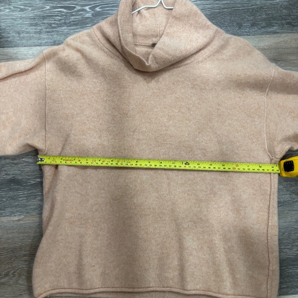 FREE PEOPLE CASHMERE SWEATER - Picture 8 of 12